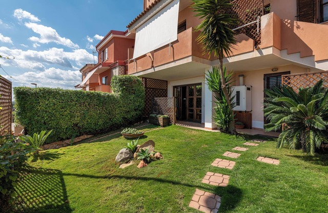 Pet-friendly Holiday Home “Casa Michelle” with Sea & Mountain View