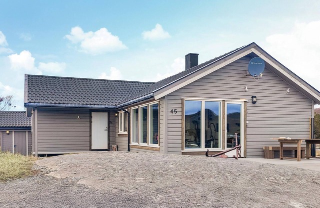 Pet friendly home in Roan
