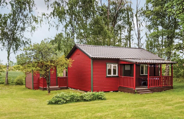 Pet friendly home in Slite with kitchen