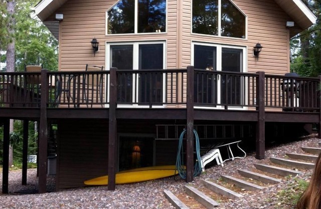 Pet-Friendly Home On Moccasin Lake