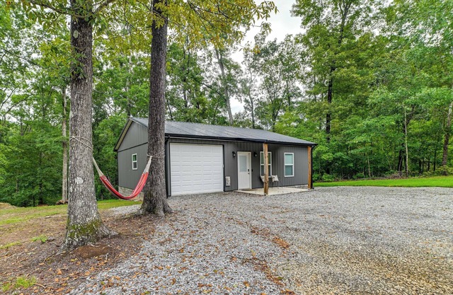 Pet-Friendly Murray Vacation Rental w/Grill!