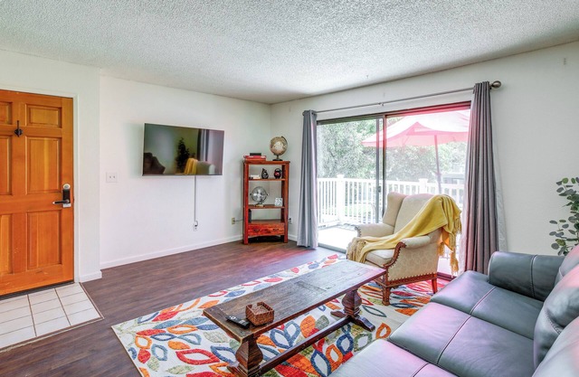 Pet-Friendly Santa Maria Condo w/Balcony!