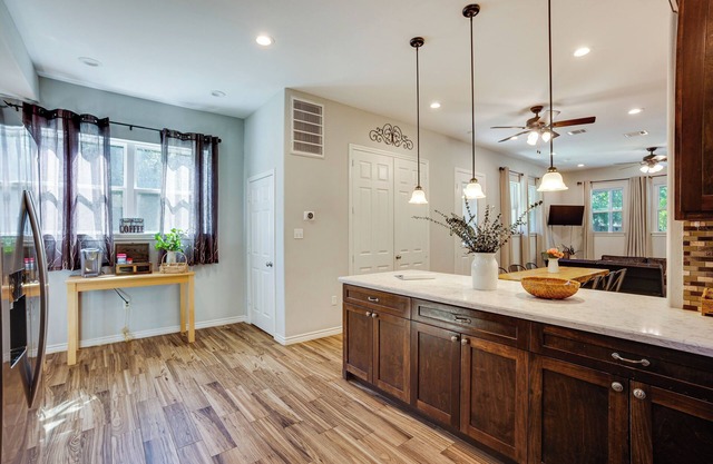 Pet-friendly Tomball Home: Walk to Main Street!