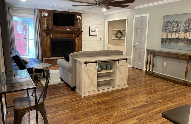 Pet Friendly! Whole home in Brandon ASH