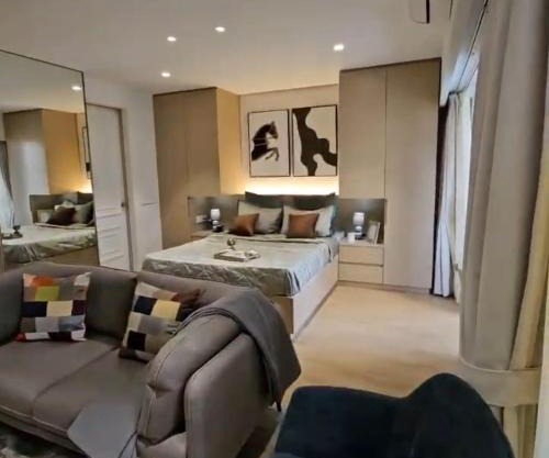 Petal Stays - Just 1 Km from Airport