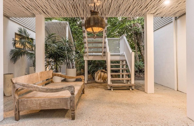 Peter St · South Golden Beach Abode - Family Luxury at Beach