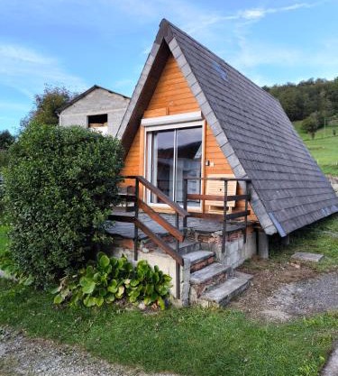 Petit chalet avec terrasse