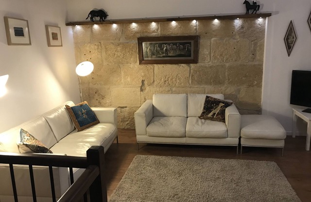 Petit Paradis.