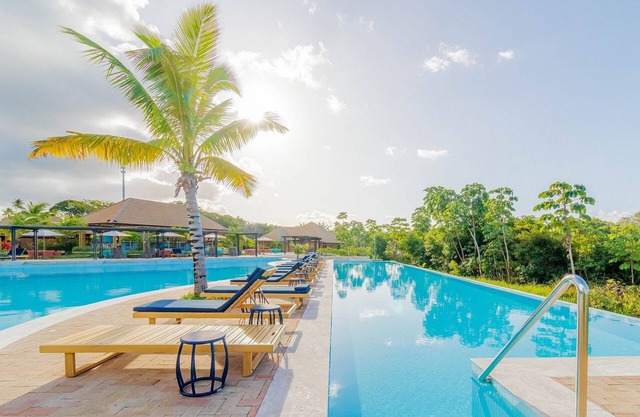 PF76 Casa Alto Padrão 5 Suites - Praia Bella, with exclusive access to the beach!