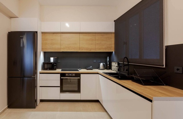 Phaedrus Living: Athens Metsovou Residence