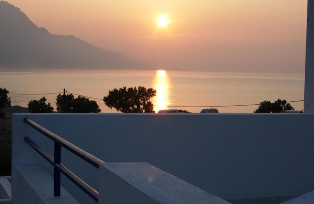 Philippos Studios & Apartments