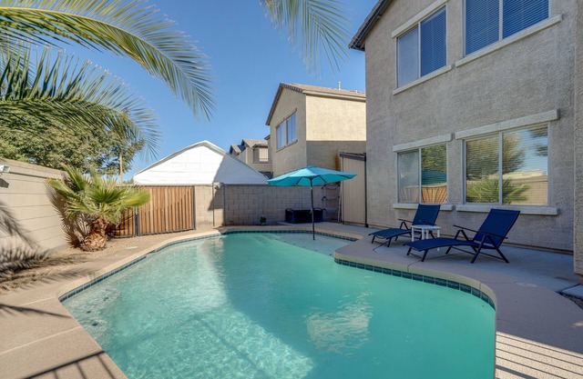 Phoenix Home w/ Private Pool Near Amphitheatre!