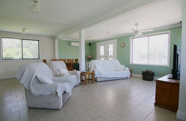 Picnic Point House - close to all of East Gippsland's tourist attractions
