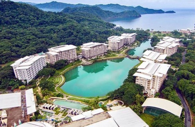 Pico de Loro Beach and Country Club 2br Art Deco