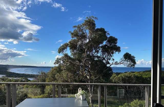 PIKES POINT BEACH HOUSE