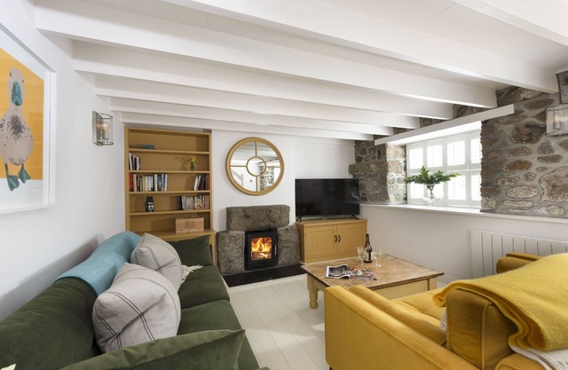 PILOT'S COTTAGE