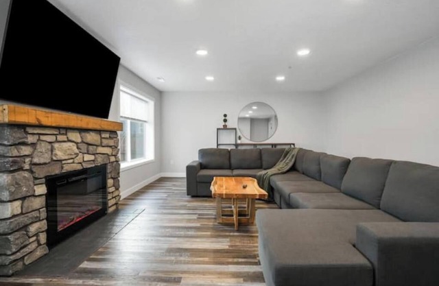 Pine River Estate