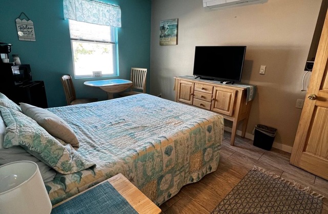 Pine View Lodge Old Orchard Beach - Ground-level Queen bed Unitnn