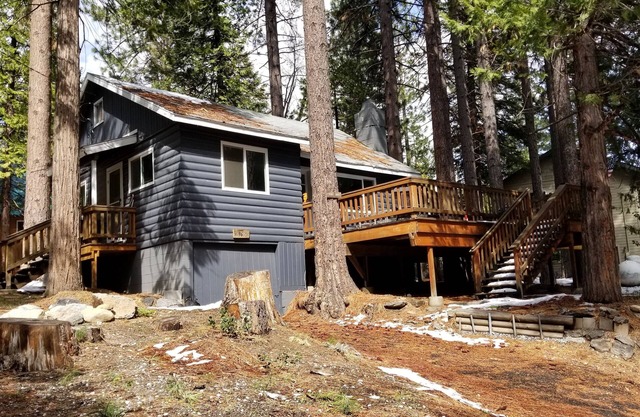 PinecrestAreaRentals #20 Adorable Cabin!
