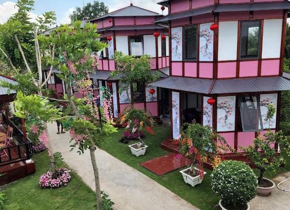 PINK HOUSE SA ĐÉC (Ngôi nhà màu hồng)