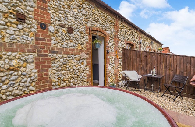 Pintail - Mileham - Two Bedroom House, Sleeps 4