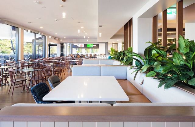 Pippi's At The Point