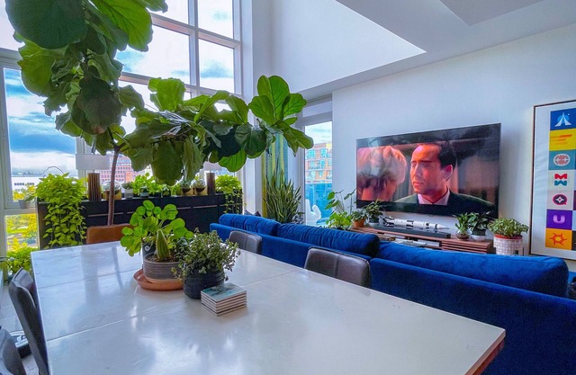PLANT PARADISE - HUGE 2BR/3BTH DUPLEX WITH PRIVATE TERRACE!