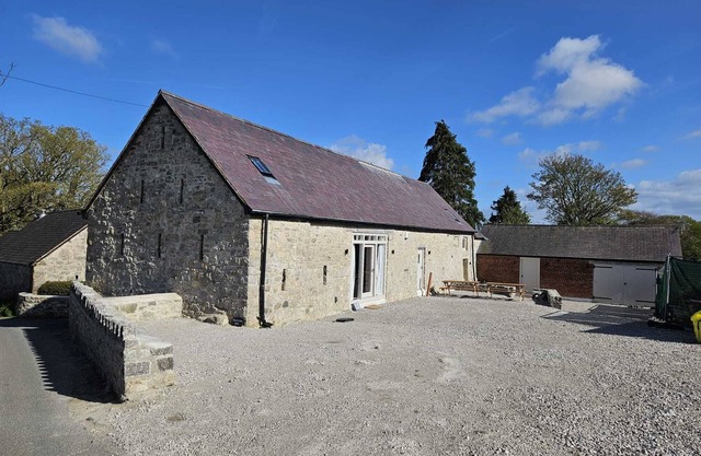 Plas Yn Llan Barn - Exceptional Countryside Views