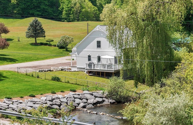 Platte River Cottage - Great for Fishing! Dogs OK!