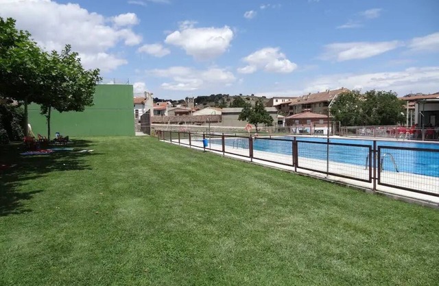 Pleasant 1-bedroom studio in Burgohondo