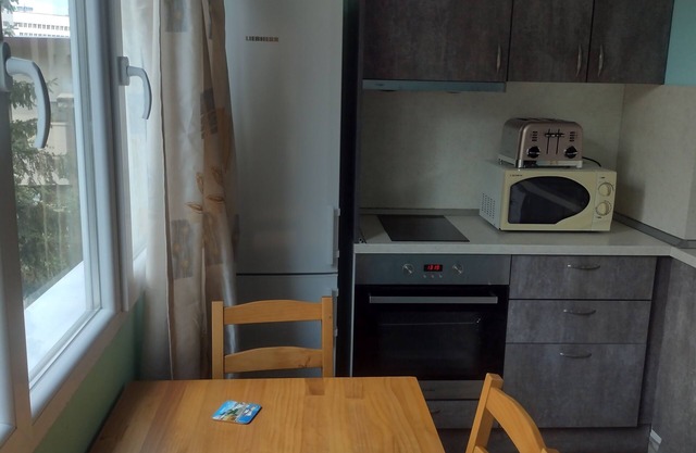 Pleasant, quiet and cozy 64m apartment