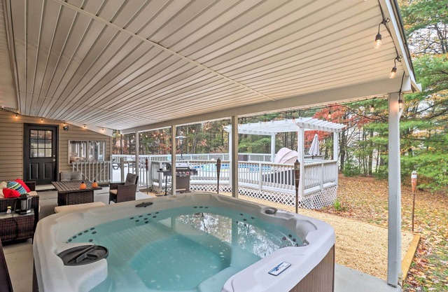 Pocono Home w/Hot Tub, Fireplace & Game Room!