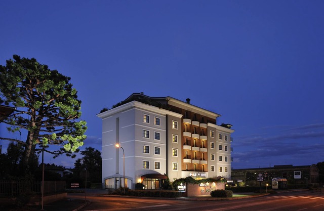 Poli Hotel