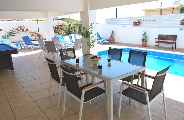 Pomos villa - Only 50m to the sea, Picturesque - Tranquil Area, Paphos