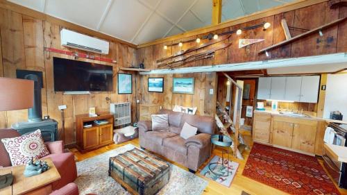 Pond View Cabin Brought to you by GetAway Vacations