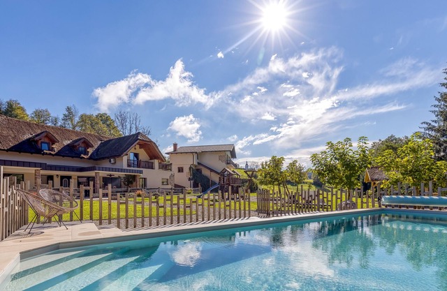 Pool Suite Black Cumin, Podplat, Slovenia