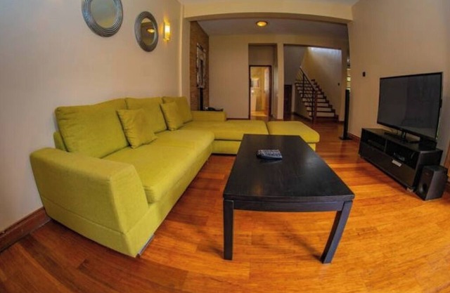 Pool View Apartment