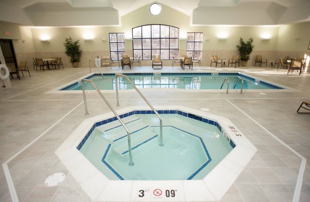 Pool & Whirlpool. Great King Suite!