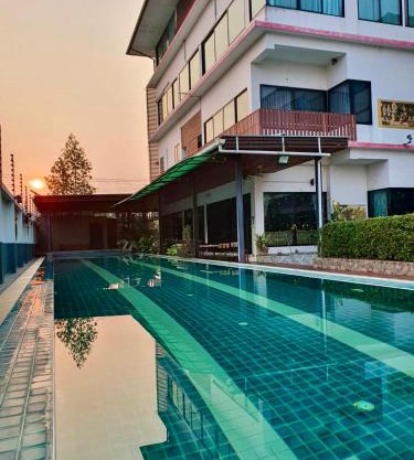 poolvilla Pathumthani