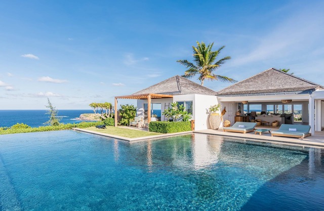 Poppy in Montjean by Personal Villas - Perfect Elegant Haven