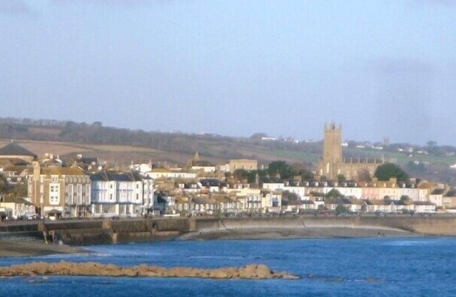 Port View, Newlyn house with stunning views