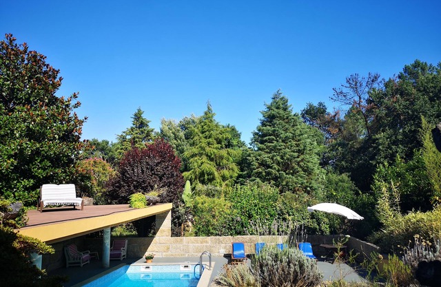 Porto Natura Villa - nature and pool, w/direct train to Porto historic center