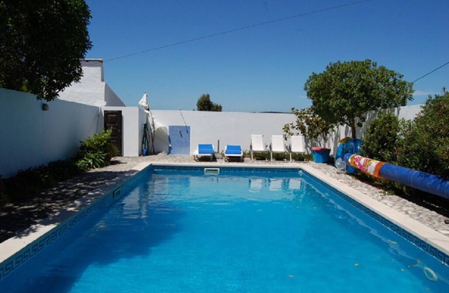 Portugal Silver Coast: big old house with large garden and private pool