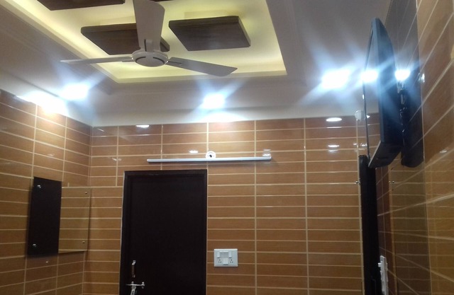 Posh S.delhi Foreigners Area, V.safe, Lajpat Ngr-2