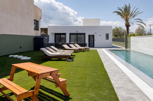 Potame Suites by Estia