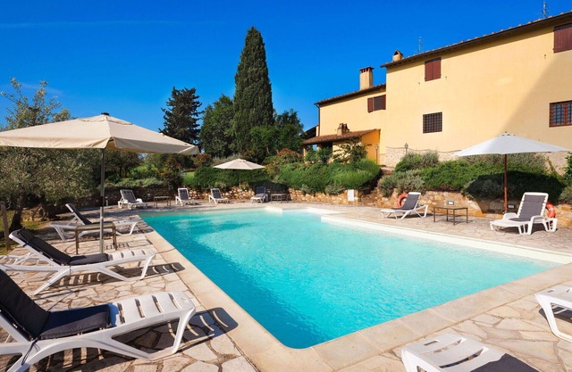 Pozzo dei Desideri 1 - Apartment with swimming pool