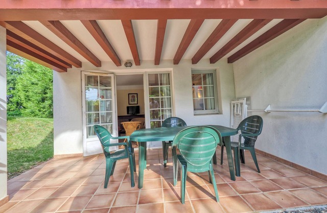 ppt Avec 2 Chmbr+piscine+terrasse+prkng+wifi+golf