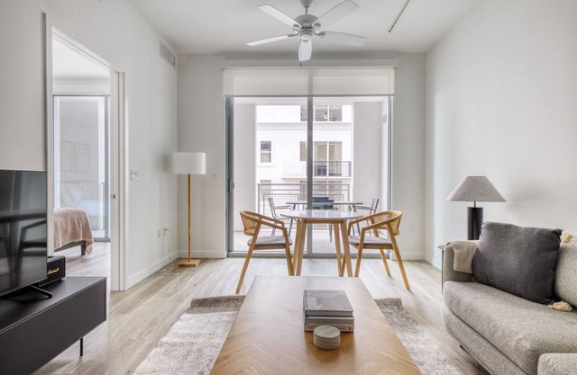 Premium Coral Gables 1BR w/W/D, Pool & Gym, near Shops, by Blueground