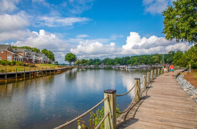 Premium Top Floor, End Unit with Beautiful Waterfront Views of Lake Norman