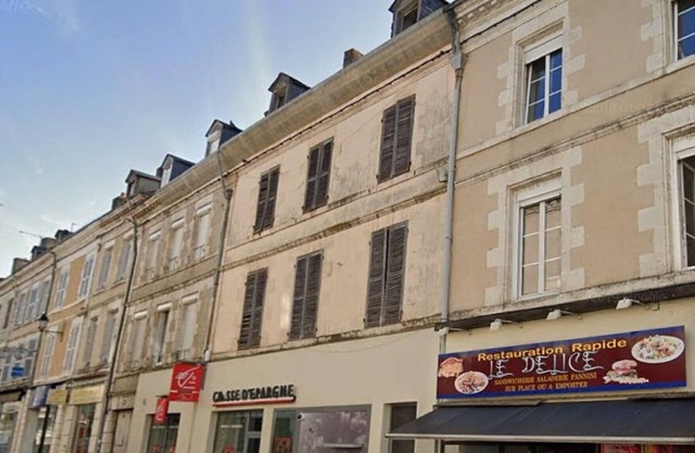 Pretty Apartment in Le Blanc near City Centre
